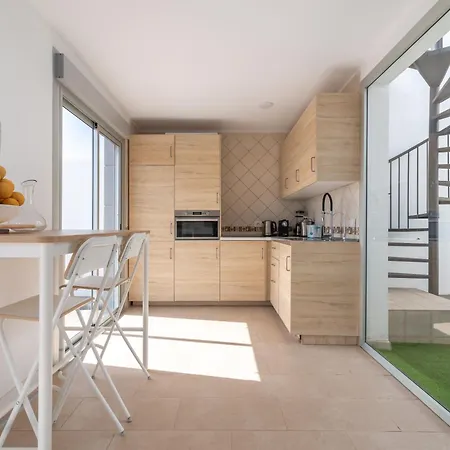 House Near The W Sea View, Jaca Holiday home *