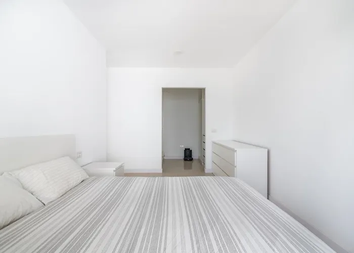 House Near The W Sea View, Jaca * Arico