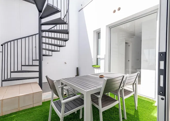 House Near The W Sea View, Jaca