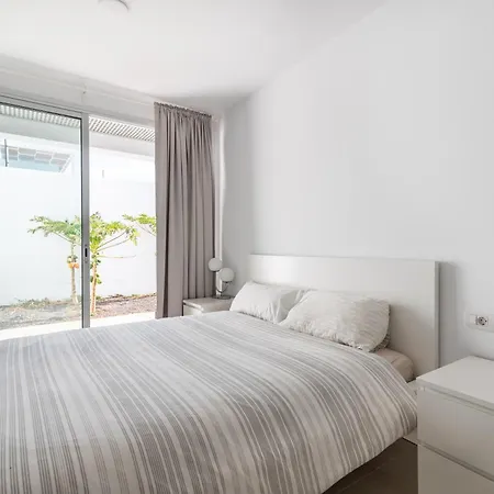 House Near The W Sea View, Jaca